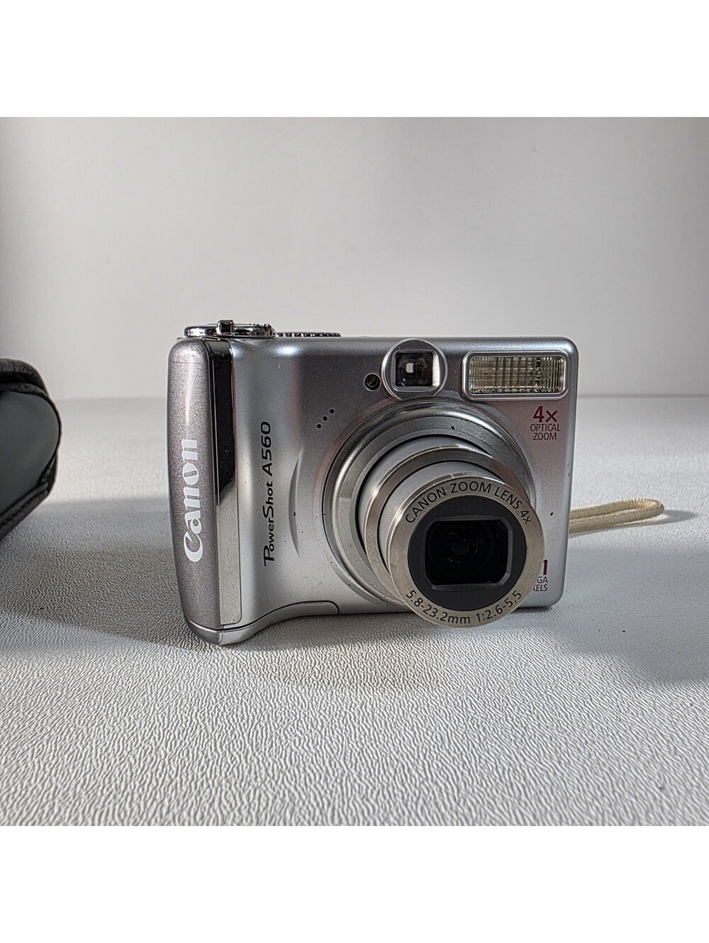 Canon PowerShot A560 Silver Digital Camera 7.1 MP 4x Zoom W/Case Tested